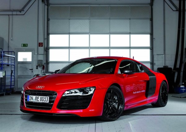 Audi R8 e-tron няма да се произвежда