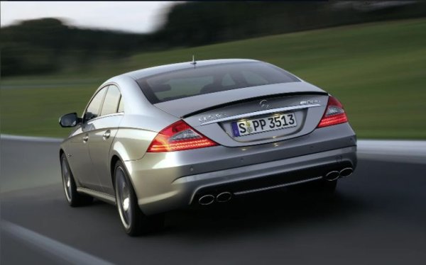 След фейлсфита в началото на трудната 2008 г., първото поколение CLS издържа още две години и половина на конвейера. Последният Mercedes-Benz CLS от серията C219 беше пуснат на 26 юли 2010 г. - дотогава компанията успя да произведе 170 000 купета с четири врати, което не е лошо за нишов модел! 