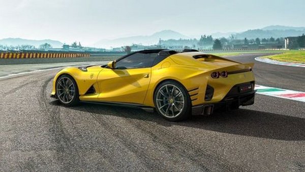 Цена:  578 000 евро
Тази лимитирана серия от 812 е с тарга покрив, с познатия ни V12, но с 830 конски сили мощност вместо само 800, колкото е при 812 Superfast. Подходящ начин да се каже сбогом на модела - и да се активизират колекционерите. 
