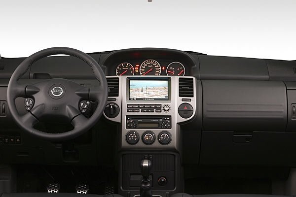Nissan X-TRAIL version 2.0 (2007)