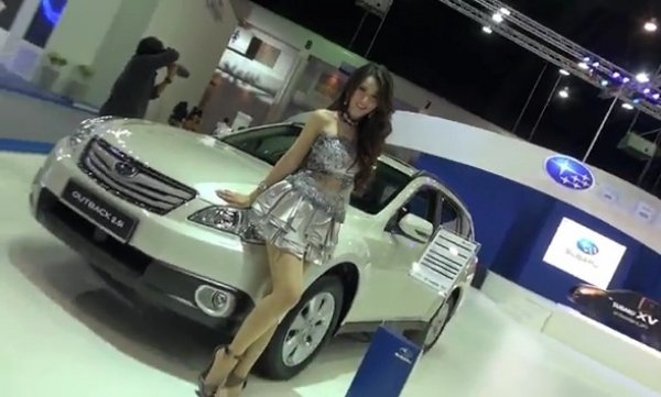 Момичетата на автосалон Банкок 2011