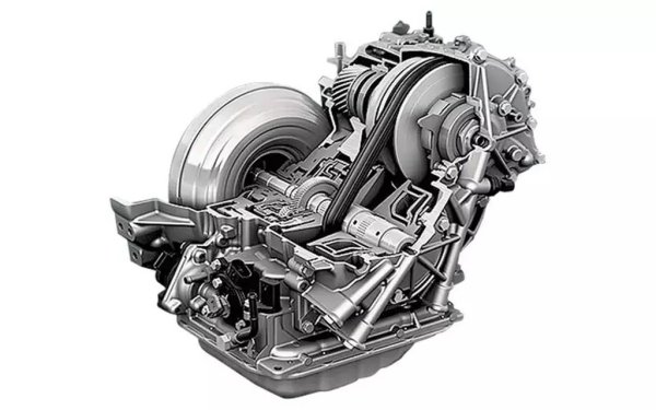Този безстепенен вариатор (Aisin K112) се появи след фейслифта при по-малките бензинови мотори. Ресурсът му е 220-250 хиляди км, което не е лошо за CVT трансмисия. Но трябва да избегвате теглене или сериозен офроуд. И редовно да се грижите трансмисионното масло да е чисто, иначе още след 120,000 км могат да сдадат багажа лагерите. А понякога дори се стига до разрушаване на тънкостенния фланец на корпуса на диференциала (първият признак е прокапването на масло през малки пукнатини).