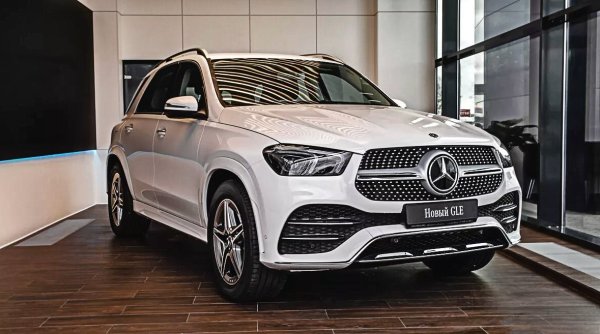 Този избор беше направен от съпругата на ръководителя на Министерството на извънредните ситуации &ndash; Александър Куренков. Автомобилът се отличава с комфорт, простор и привлекателен външен вид.