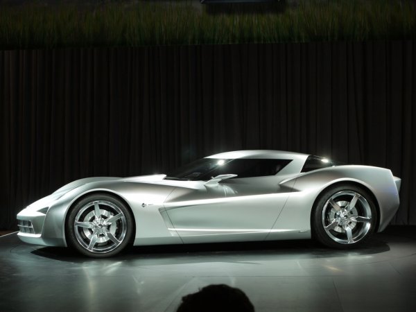 Кадри от представянето на концепцията Corvette Stingray в Чикаго