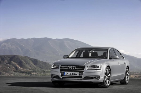 Обновените Audi A8/S8