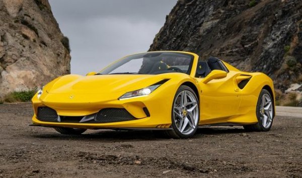 Италианската компания се е устремила към най-силната година в цялата си история, за което главен принос имат новите модели Roma, SF90 и F8 Tributo. Тепърва се очаква и ефектът от пазарния дебют на най-новото Ferrari 296 GTB. За сравнение миналата година компанията бе продала само 1579 автомобила за първите пет месеца. 
F8 - 1 387
Roma - 448
812 - 424
SF90 - 296
488 - 97
Portofino - 59
GTC4 - 25
Други - 40
