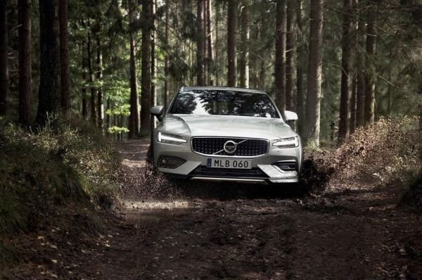 V60 Cross Country