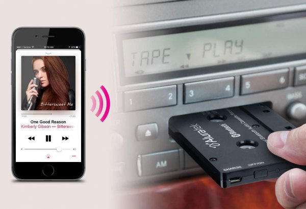 Трябва да знаете, обаче, че този тип трансмитери се захранват от батерии. И тъй като нямат идея дали колата работи или двигателят е загасен, няма как да се изключат сами. Затова ще трябва да се сещате да изключвате и включвате устройството всеки път. Максимално, подобна касетка на батерии издържа около 8 часа и после батериите трябва да бъдат заредени.

Специалистите все пак предпочитат да използвате такава, която свързва телефона с кабел, а не безжична. А по-често съветват да не залагате на точно този метод за Bluetooth.