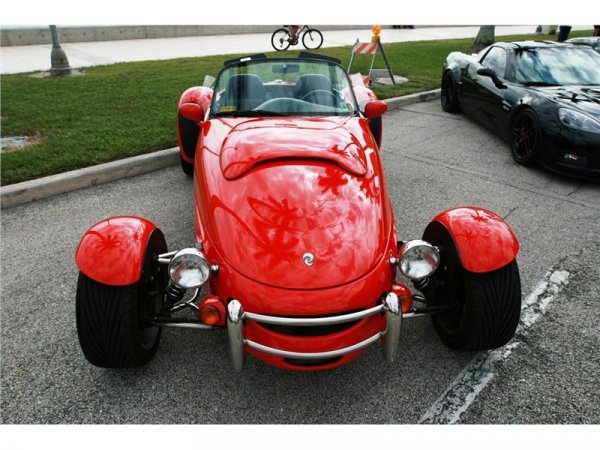 При тази модификация, агрегата е алуминиев V8 с обем 4.6 литра