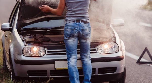 Ето ги и обещаните пет съвета как да защитите своя двигател от надирания. Първото е да следите внимателно за температурния режим на двигателя и да не допускате прегрявания. Грижете се за охладителната система и почиствайте радиатора при нужда. 
