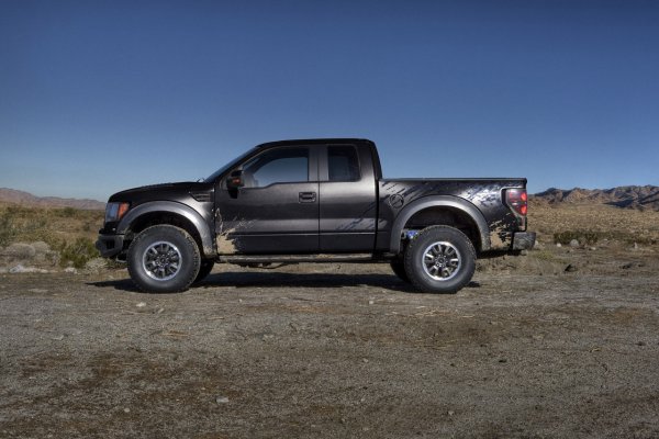 Ford F-150 SVT Raptor 2010

