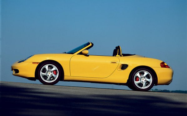 Цена: 5750 евро

Пробег: 108 000 км

Това е Колата, която спаси Porsche от забвение, като тя е бърза, представя се чудесно на пътя, практична е и е добре направена. Фактът, че беше продадена в голям тираж означава, че на пазара има изобилие от предложение. Все пак е хубаво да бъде огледана внимателно, защото поддръжката не е никак евтина.