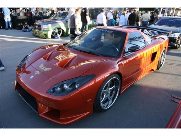 Външно доработена Acura NSX / Honda NSX