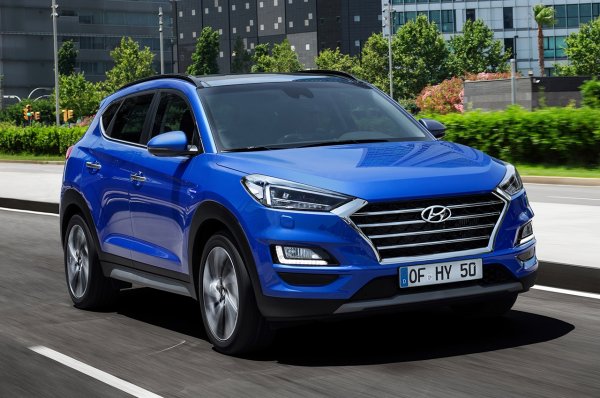 Ако търсите комфорт и безопасност, Hyundai Tucson със сигурност е SUV, който може да ви заинтересува. Всъщност този модел се предлага в множество версии, въпреки че те обикновено са оборудвани с бензинови или дизелови двигатели от 115 к.с. до 150 к.с. 