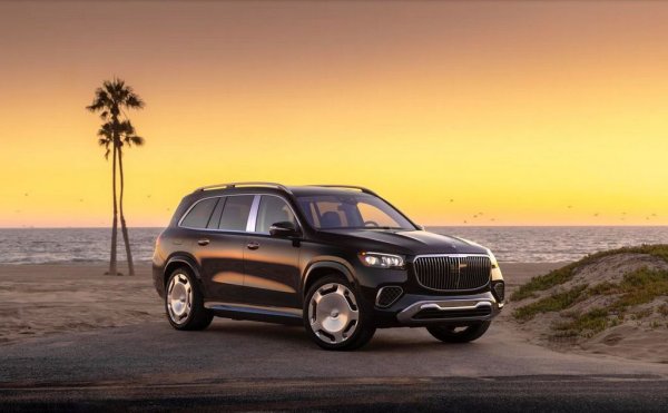 Къде се прави: Ванс, Алабама
Стартова цена: $179,600
Най-скъпият продукт на американския завод на Mercedes е Maybach версията на GLS - логично, защото след като слезе от конвейера, с нея се заема специален екип на Maybach поделението за ръчно добавяне на свръхлуксозни орнаменти. Задвижването разчита на V8 с туин турбо и 550 коня в комплект с 9-степенен автоматик. AMG GLS63 е по-мощен и бърз, но тук целта е по-различна. 
