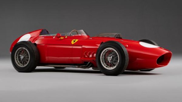 От описанието на аукционната къща Bonhams, която продаде този автомобил, става ясно, че той е произведен в края на 70-те години и е участвал в редица исторически състезания. Машината се нуждае от &bdquo;лека реконструкция&ldquo;, за да може да бъде подкарана отново.