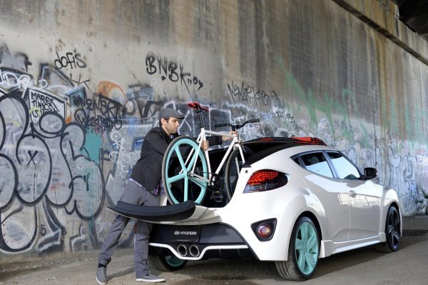 Hyundai Veloster C3 Roll Top