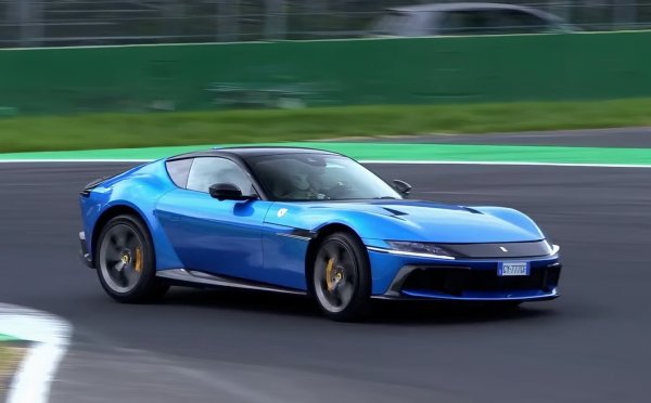 Години на производство: от 2024

Модел: Ferrari 12Cilindri

Двигател - 6,5-литров V12 (F140)

Мощност - 819 к.с.

Въртящ момент &ndash; 678 Нм

Ускорение от 0 до 100 км/ч &ndash; 2,9 2,9 секунди

Мощност/литър - 126 к.с./литър

Ограничител на оборитите &ndash; 9500 об/мин