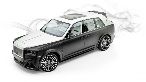 Това определено е най-малко спортната кола в галерията ни, но няма как да я пропуснем. Става въпрос за специалния Rolls-Royce Cullinan Billionaire, който взима името си от италианската марка за луксозни дрехи. Кросоувърът е произведен в тираж от само 13 бройки, всяка със стартова цена от 785 000 евро.

Купето с двуцветна матово черна и сребърна окраска е със сериозно променена предница, с по-големи въздухозаборници, карбонов капак и нов дизайн на сплитера. Интериорът предлага чиста доза лукс, като залага на детайли с огледални повърхности, крокодилска кожа за салона и избродирани на ръка лога и апликации.

Въпреки, че залага повече на лукса, Billionaire е с "пипнат" V12 двигател, чиято мощност е нараснала от 579 на 618 конски сили, а въртящият момент е станал 950 вместо 850 Нм.