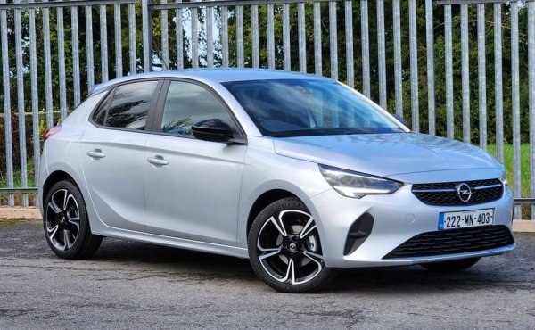 Дебютът на новата Corsa бе сериозно саботиран от Covid-19, но сега най-после моделът се връща там, където му е мястото - в Топ 5. Почти 22% ръст на годишна база. 
