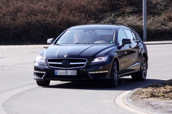 Mercedes-Benz CLS 63 AMG Shooting Brake - шпионски снимки