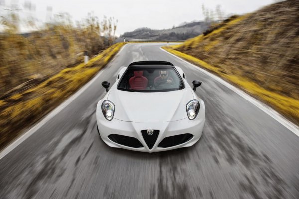 Alfa Romeo 4C Spider 
