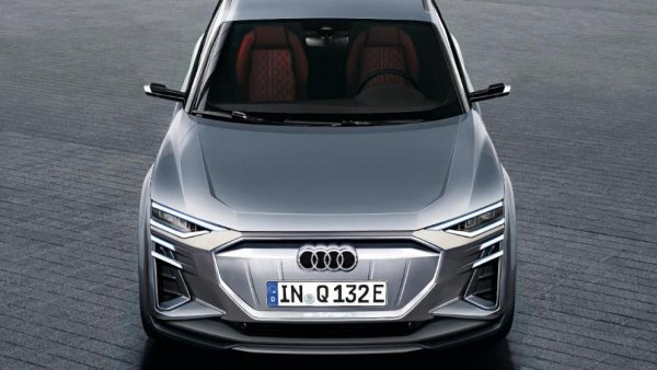 Новият електромобил ще се конкурира с Mercedes EQA и кросоувъра, базиран на наследника на BMW i3. Интригуващо? Колкото и да е изненадващо, но такъв автомобил ще видим догодина.