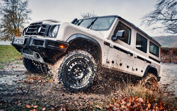 DS 7 - 19, BMW 8 Series - 16, Tesla Model S - 16, Ineos Grenadier - 14 (на снимката), Porsche Panamera - 14, Tesla Model X - 13, Alfa Romeo Stelvio - 12,  Maserati Levante - 12, Jaguar i-Pace - 9, Toyota Supra - 4, Alpina НB7 - 3, Alpine A110 - 1