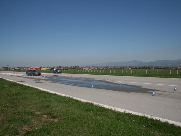 "ОЧАРОВАНИЕ БЕЗ КРАЙ" - ексклузивното роудшоу Mercedes-Benz Star Experience