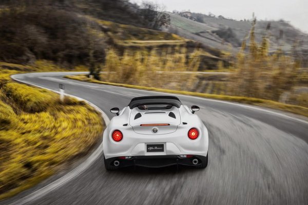 Alfa Romeo 4C Spider 
