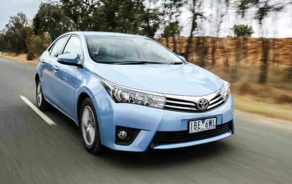 Тук се случва точно обратното: интересът към Corolla расте със завидни темпове. За цялата минала година регистрираните стари бройки бяха под 1000, сега това число е надхвърлено още за първото полугодие. 
