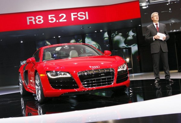 Премиерата на Аudi R8 V10 на автосалона в Детройт