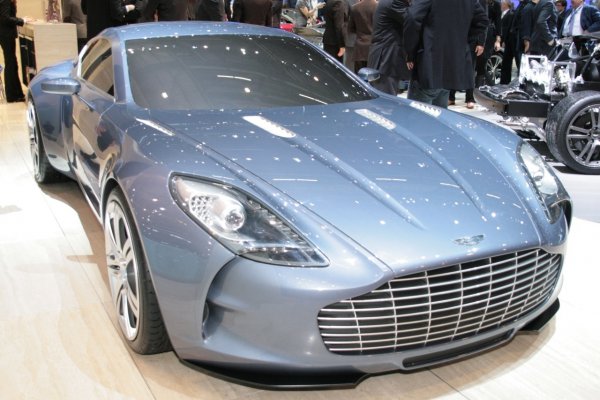 Женева 2009 / Aston Martin One-77