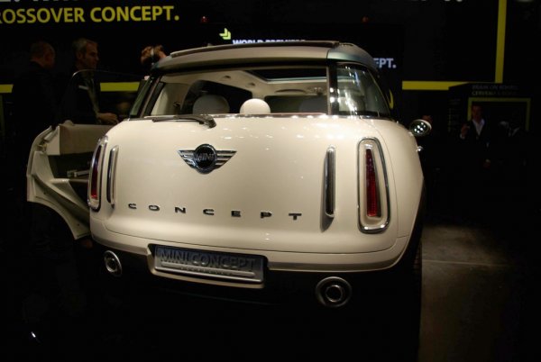 Автомобилен салон Париж 2008, представя MINI Crossman Concept