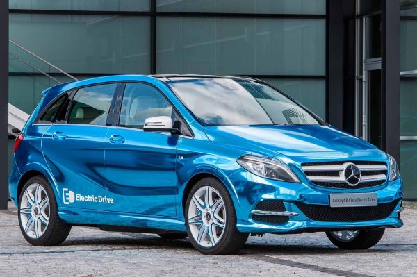 За премиум компактен MPV с цени по-високи от конкурентите си, Mercedes B-Class се продаваше забележително добре в Европа. Атрактивният му дизайн свърши голяма част от работата. В САЩ обаче беше внесена само електрическата версия по време, когато тези автомобили не бяха толкова широко разпространени и стандартизирани, колкото днес. Реалният пробег на модела не достигаше и 150 км. Което си беше провал.
