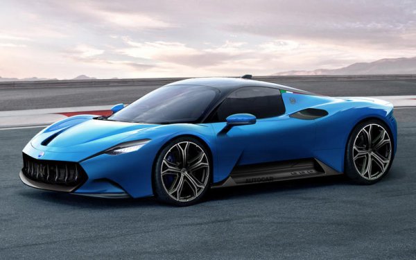 Когато кръстите двигател на римски бог, той би трябвало да се представя като такъв. За щастие, 3,0-литровият V6 на Maserati MC20 Nettuno, кръстен на Нептун, прави точно това. Двойните му турбокомпресори осигуряват 630 к.с. при 7500 об/мин. при тегло от под 1500 кг., постигнато с използването на карбон в каросерията. Ускорението от 0 до 100 км/ч отнема 2,9 секунди, а скоростната кутия е 8-степенна с двоен съединител.