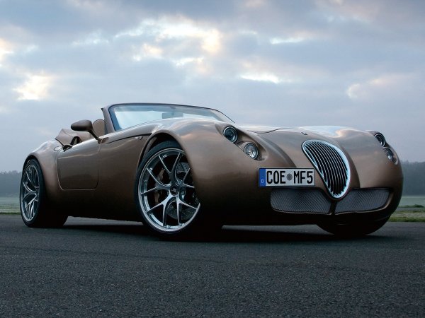 След фалита през 2014 г. германската марка се възражда отново с помощта на британски инвеститори и дори се готви да пусне нов модел с двигател BMW M5. Неокласическият MF5 спечели любовта на много любители на суперколите, преди да бъде спрян от производство. До голяма степен това се дължи на V8 двигателя на BMW, който разполага 555 к.с. и позволява достигането на максимална скорост от 310 км/ч.