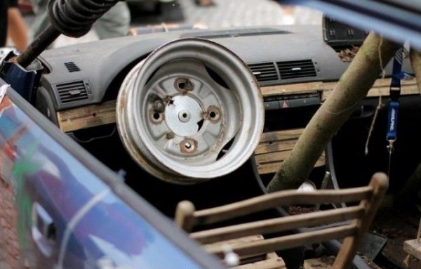 Рат Род - Audi А4 с двигател от Trabant