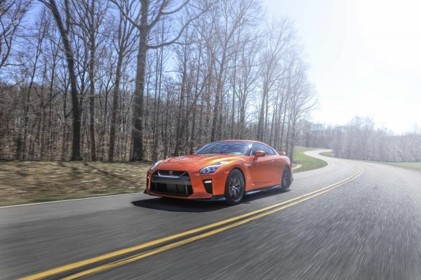Nissan GT-R