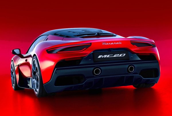 "Най-добрият лукс вече е електрифициран."

Най-скъпата марка на Stellantis току-що пусна суперколата си MC20, който ще има напълно електрическа версия след две години.