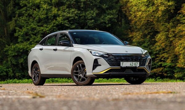 Dongfeng (Aeolus) Shine - 264, Skoda Superb - 264, Renault Master - 251, Toyota RAV4 - 249, Mercedes GLC - 248, Renault Austral - 245, Peugeot 3008 - 235, Renault Kangoo - 235, Renault Megane - 228, VW Tayron - 227, Ford Transit Custom - 224, Suzuki Vitara - 222, Geely Citiray - 219, Fiat Doblo - 216, Toyota Hilux - 202, VW Taigo - 201, Ford Kuga - 200, Tesla Model Y - 198, GWM Haval H6 - 197, BMW X5 - 195. 
