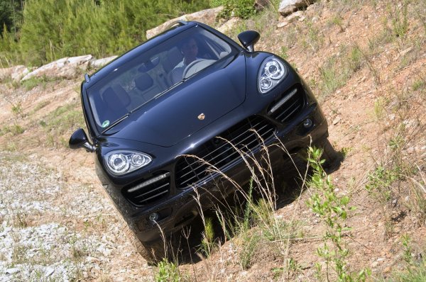 Porsche Cayenne 2011
