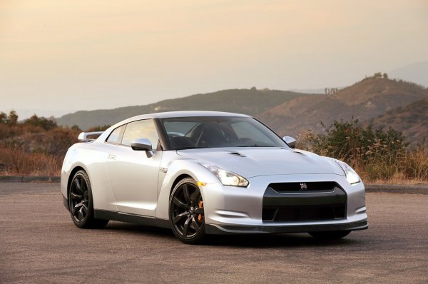Nissan GT-R 2010