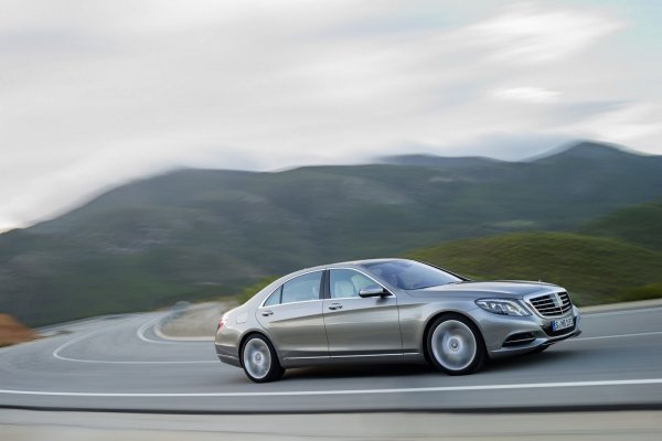 Новият Mercedes-Benz S-Class (W222)