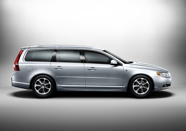 Специална Ocean Race серия на Volvo V60, V70, XC60 и XC70