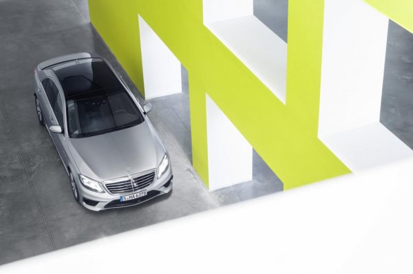 Mercedes-Benz S63 AMG