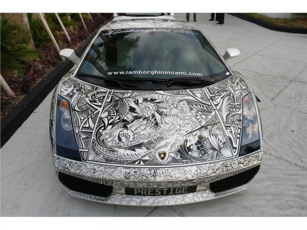 Уникална оптична доработка на Lamborghini Gallardo, дело на дизайнера Jona Cerwinske