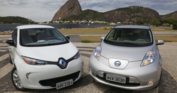 Тази групировка също се изкачи с едно място, като отчете 5 милиона продадени нови автомобили, или ръст от 1%. Най-голям принос за това за обемите на пазарите в Европа (+4,6%) и Океания (+7,7%).
