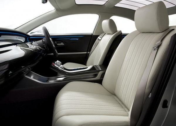 Mitsubishi Concept-ZT