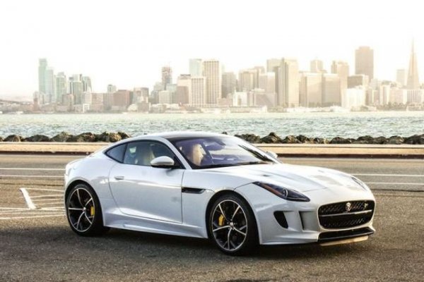 Двигател: 5,0-литров V8 с компресор, задвижване към четирите колела, 550 к.с. 
Градско: 15,7 л/100 км. 
Извънградско: 10,2 л/100 км. 
Цена - 103 000 долара.
